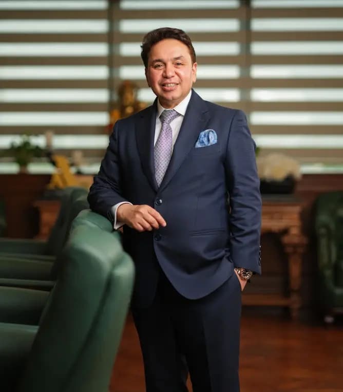 Mr. Pradeep Kumar Aggarwal