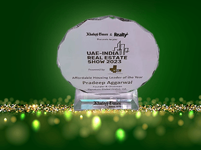 Khaleej Times & Realty+ UAE-India Real Estate Show 2023 - Affordable Housing Leader of the Year to Mr. Pradeep Aggarwal